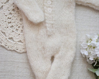 Off White Fuzzy Sleeper Outfit, Newborn Sleeper, Newborn Romper, Newborn Size, Photo Prop