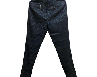 Pantaloni vintage anni '90 Fendi con stampa completa del logo monogramma FF e doppia tasca con cerniera