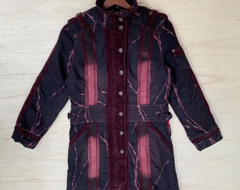 Ozz su giacca punk rocker in stile filo spinato distrutto