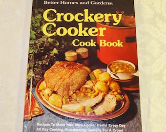 Vintage Cookbook Better Homes and Gardens Crockery Cooker Color Hardback 1976