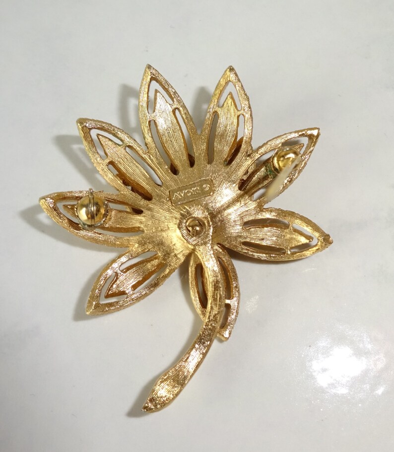 Vintage Avon Floral Brooch Gold Tone Leaf Brooch Pin | Etsy