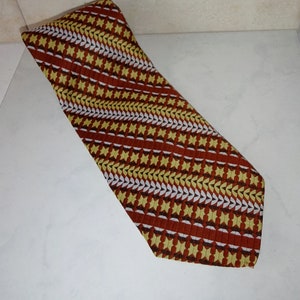Vintage Mens Necktie Tie Salem Towne Brown Gold Geometric Polyester
