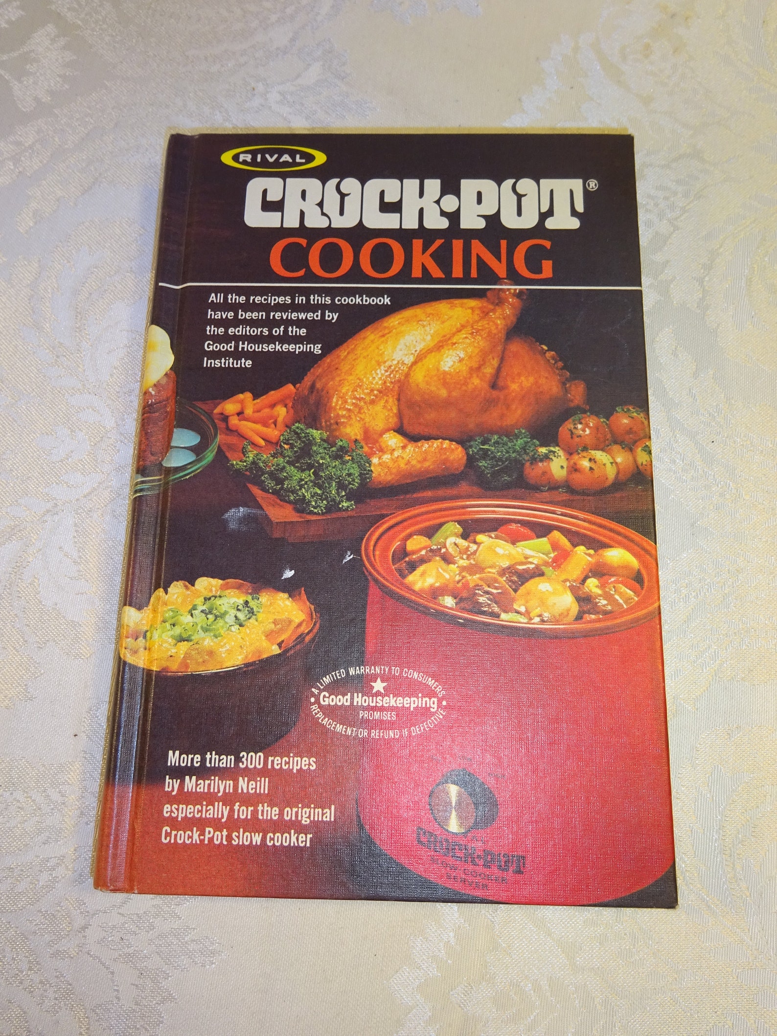 Vintage Crock Pot Cookbook Rival Cook Book Hardback 1975 Etsy