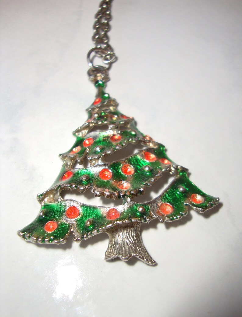 Vintage Christmas Tree Necklace Green and Red Enameling Etsy
