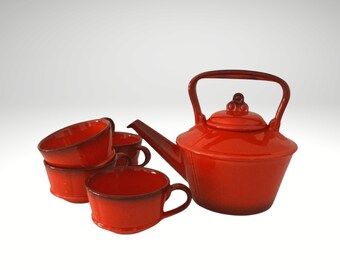 Metlox Poppytrail Vernon Red Rooster Red Teapot And Four Flat Cups