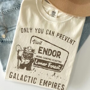 Retro Comfort Colors® Ewok Star Wars-skjorta, Ewok Endor nationalpark skydda vår skog-t-shirt, Vintage Star Wars Forest Camp-t-shirt, Disney-resa
