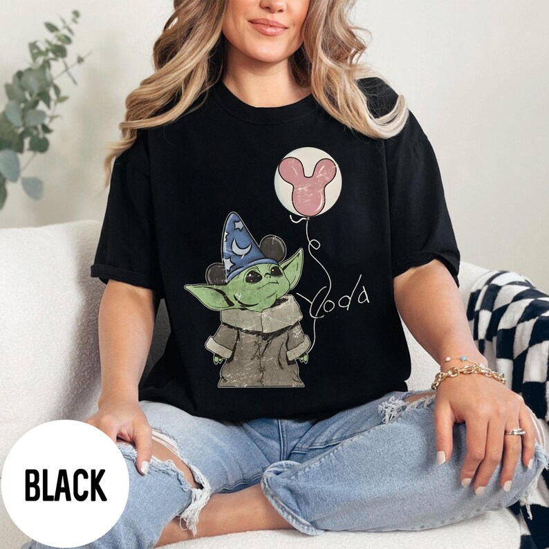 K&ouml;nnte beinhalten: Ein Set aus drei Keramikbechern mit gesprenkelter, matter Oberfl&auml;che. Die Becher sind in Creme-, Hellgrau- und Dunkelgraut&ouml;nen gehalten. Jeder Becher hat ein schlichtes, minimalistisches Design, perfekt f&uuml;r Kaffee oder Tee.