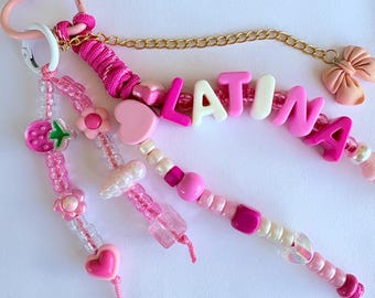 手作りのピンクのラティーナチャンキーキーホルダーパラコードバッグチャーム/キーホルダー