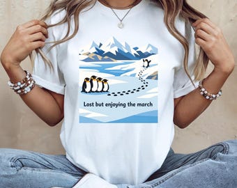 Maglietta con pinguino "Ultima ma goditi la partita", maglietta con pinguino divertente, maglietta con meme sportivo carino, maglietta con grafica umoristica introversa