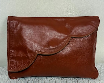 Pochette vintage Le Sac (marca) in vera pelle color marrone medio / Prodotta a Sydney, Australia / Dalla collezione HARNYYco VINTAGE