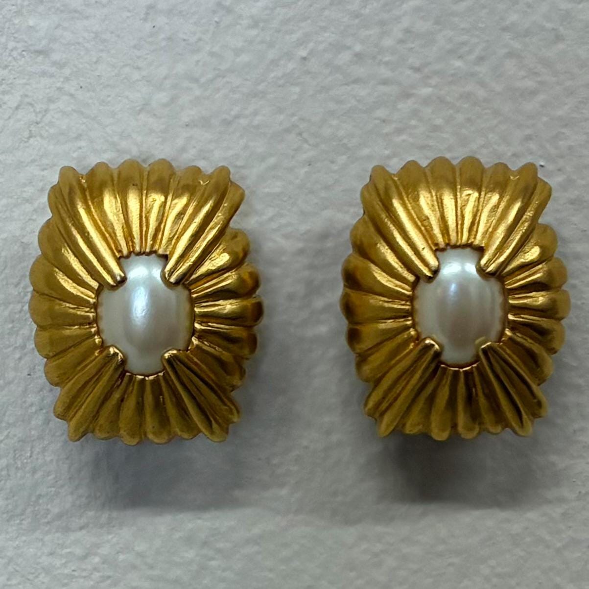 Lanvin Germany Gold Tone Pearl Clip-On Earrings Lanvin Faux Pearl Clip Earrings - New Old Stock main image 1