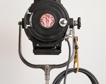 Bardwell and McAlister 1950's Hollywood Movie Keg Light