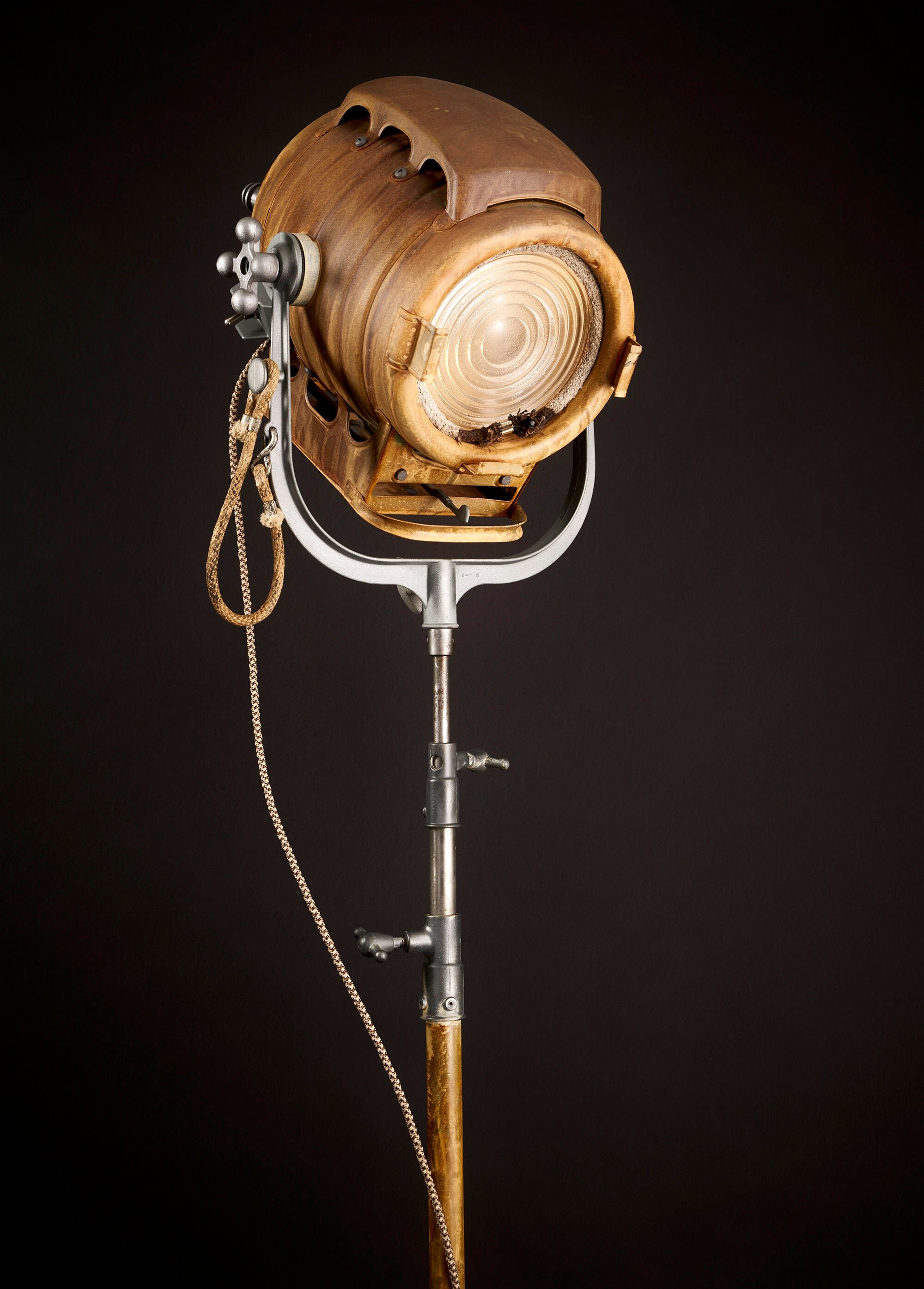 tripod floor lamp b&m