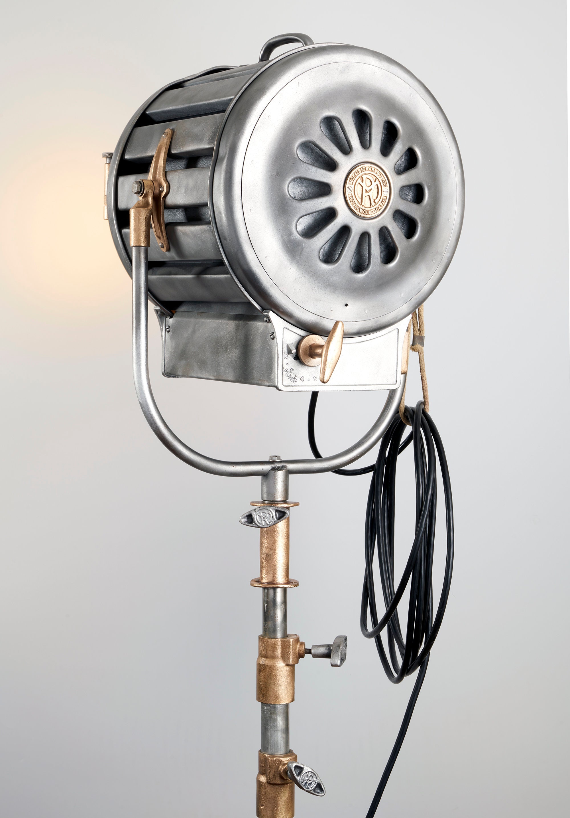 MOLE-RICHARDSON ハリウッドスタジオライト　1930年代　激レア Vintage Mole Richardson Solar Spot Stage Light Floor Lamps 412 and 407