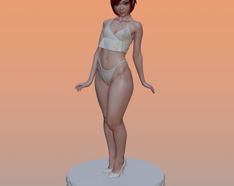 Könnte beinhalten: Eine stehende Figur mit kurzem rotem Haar, bekleidet mit einem weißen bauchfreien Top und passendem hoch geschnittenem Slip. Die Figur steht auf einem runden, weißen Sockel mit einer gesteppten Struktur und Knöpfen an der Seitenkante.