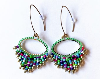 Boucles d’oreilles de forme ovale de perles de graines