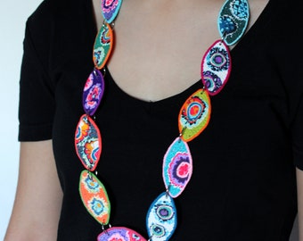 Collier joyeux en pâte polymère, fait main