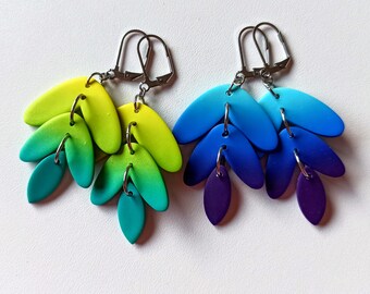 Boucles d'oreilles en pâte polymère, trois feuilles graduées