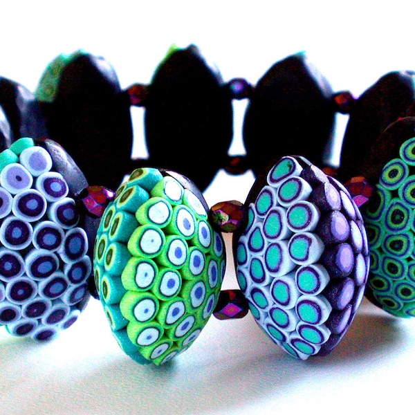 Armband aus Fimo: Grün zu Violet