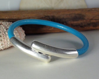 Sky Blue Single Strand Minimalist Leather Bracelet