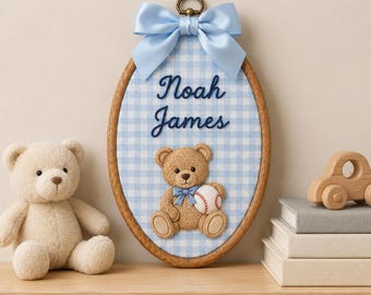 Letrero personalizado para la habitación del bebé con temática deportiva de animales, canasta de béisbol con osito de peluche, decoración de pared con nombre personalizado, regalo para la habitación de un niño, baby shower de béisbol para niños