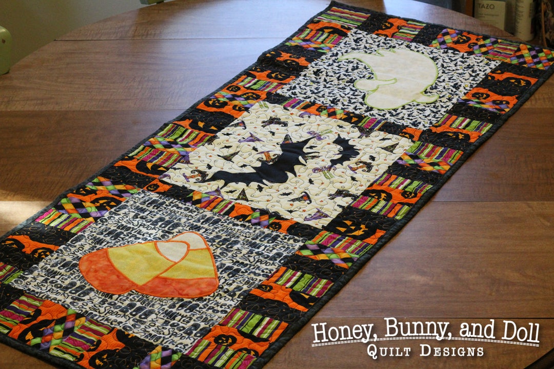 Halloween Spooks PDF Table Runner or Wall Hanging Pattern - Etsy