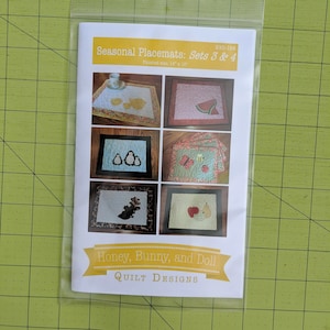 Seasonal Placemats: Sets #3 and #4 Paper Pattern