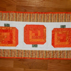 Log Cabin Pumpkin PDF Table Runner Pattern