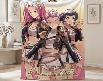 Couverture en flanelle anime fille personnalisée, jeté en peluche avec prénom personnalisé, décoration de chambre Otaku Kawaii, literie esthétique Kpop, cadeaux uniques pour ado