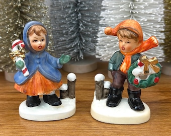 Vintage Napco Christmas Figurines- Boy and Girl  -Japan
