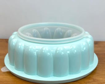 Vintage Ice Blue Tupperware Jello Mold | Jell-O, Jel-Ring | Like New Condition
