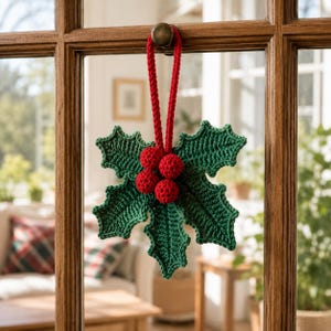 Crochet Holly Door Hanger Pattern PDF, Christmas Door Knob Decor, Holly Leaves Ornament, Holiday Crochet Decor, Digital Download