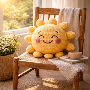 Handgjord virkad solplysch | Söt amigurumi solskensdocka | Mjuk gul leende leksak | Barnkammardekoration | Mysig heminredning bild 3