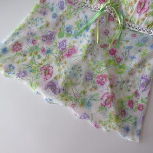 Vintage 00s Italian Intimissimi Wildflower Floral Mesh Bustier, Green and Pink, Bow, Crochet Details image 3
