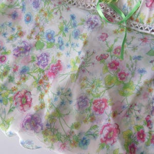 Vintage 00s Italian Intimissimi Wildflower Floral Mesh Bustier, Green and Pink, Bow, Crochet Details image 4