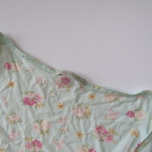 Camisola vintage italiana Intimissimi Fiori di Campo Wildflower Mint/Pink Rosebud imagen 4