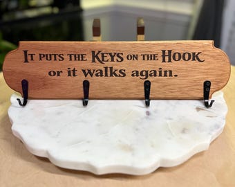 Funny Spanish Cedar Key Holder | Engraved Entryway Organizer Sign
