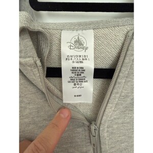 Walt disney world cinderela castle gold/theme parks 2025/ hoodie w zip/nwt afbeelding 3