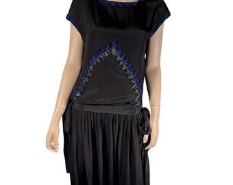 Vintage 1920s Black Silk Beaded Dress