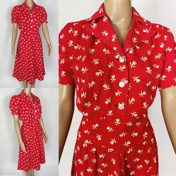 Vintage Late 1930s Early 1940s Red and White Pear Corton Waffle Dress Small Medium