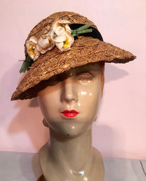Vintage 1930s Straw Hat Black Velvet Band amd Flow