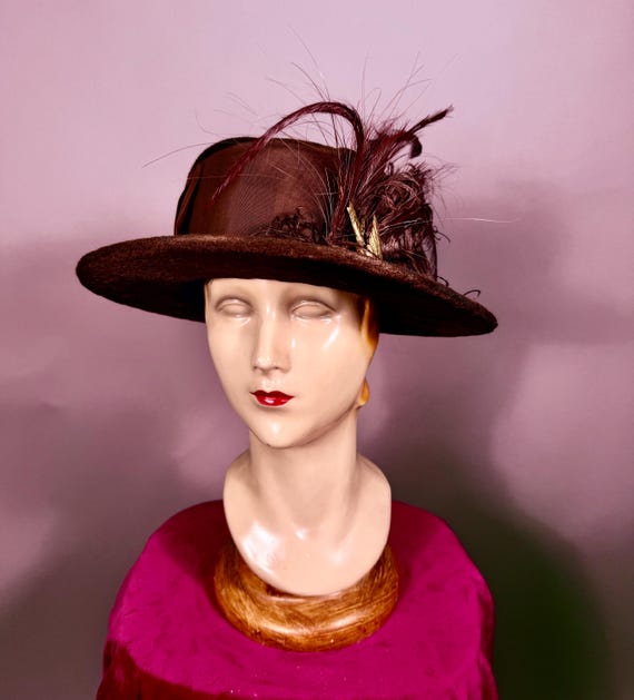 Vintage Early 1920s Brown Beaver Picture Hat