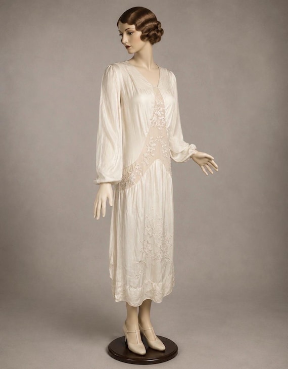 Vintage 1920s Silk Tea Dress