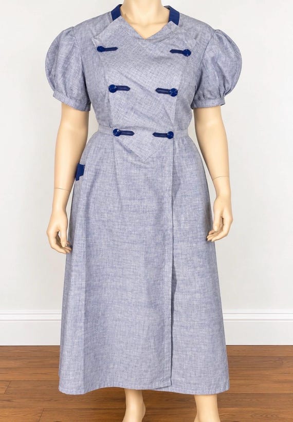 1930s French Perfumier’s Utility Uniform Dress Large