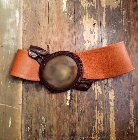 Vintage 1970s Brown Leather Belt w 4.5" Agate Center Med Size