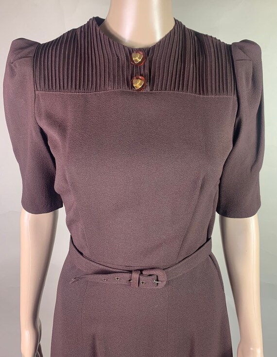 Vintage 1940s Brown Crepe Dress by ClothesUS 27 W… - image 4