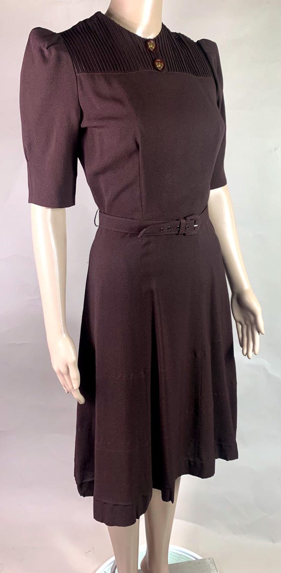 Vintage 1940s Brown Crepe Dress by ClothesUS 27 Waist