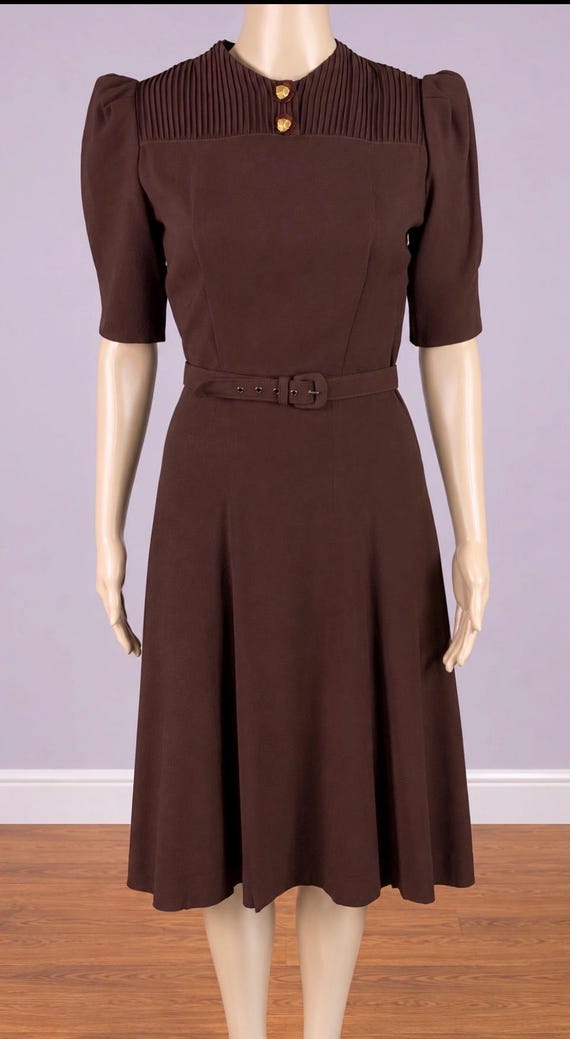 Vintage 1940s Brown Crepe Dress by ClothesUS 27 Waist