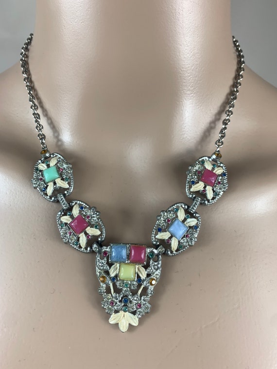 Vintage 1930s Glass, Rhinestone, Enamel Necklace