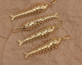 80年代、90年代風ゴールドトーンの大型関節式魚ペンダントネックレス 
